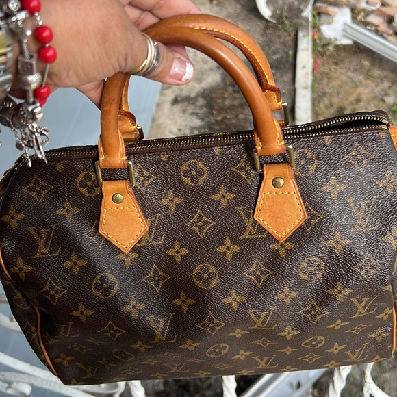 Louis Vuitton bag - Picture 2 of 16